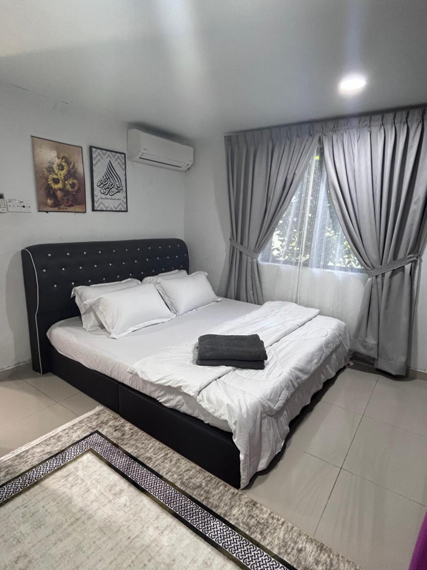 Nadrah Cottage Bayan Lepas Buitenkant foto